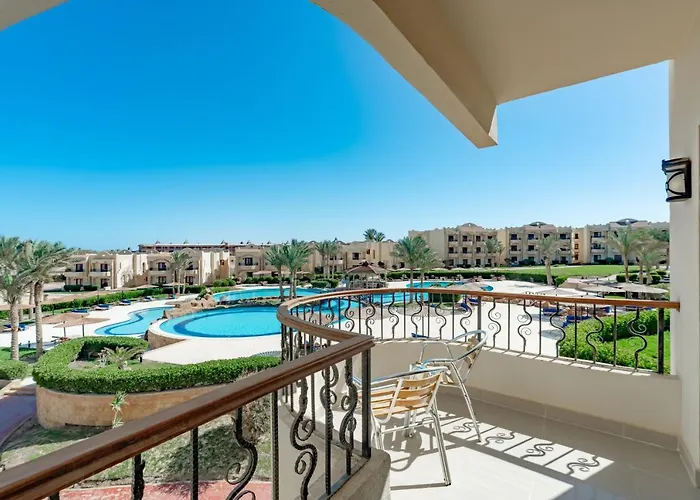 Coral Hills & 4*