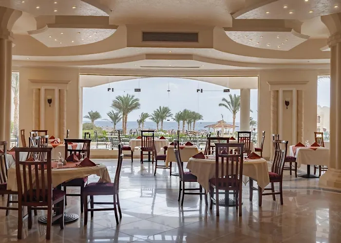 Coral Hills & 4*