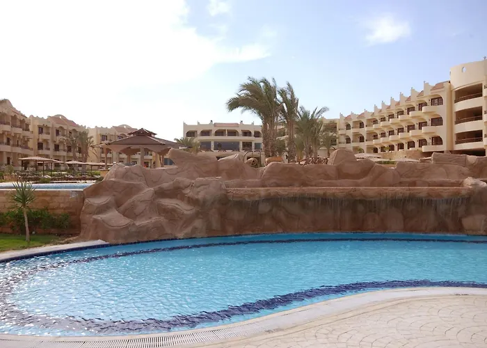Coral Hills & Kuszeir