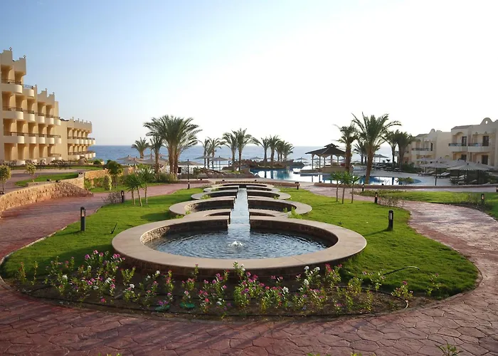 Üdülőközpont Coral Hills & 4*